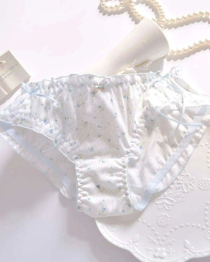 Whimsical Strawberry Ruffle Seamless Women's Underwear for Girls in Japanese Fashion