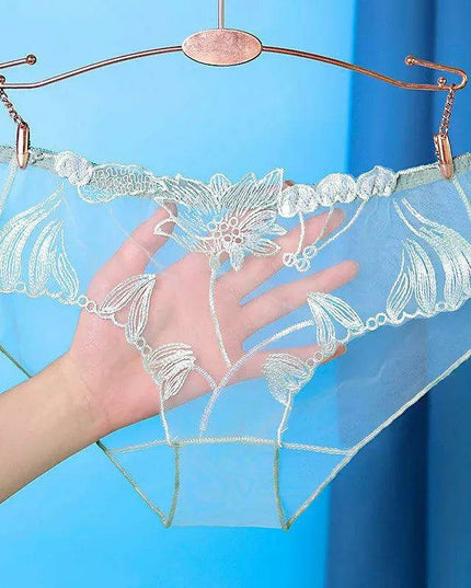 Luxe Floral Lace Low-Rise Seamless Briefs - Sheer Ultra-Thin Women's Lingerie