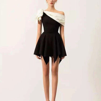 Chic Contrast Color Bowknot Mini Dress with Irregular Slash Neck for Women - DEAT Summer Collection 2024