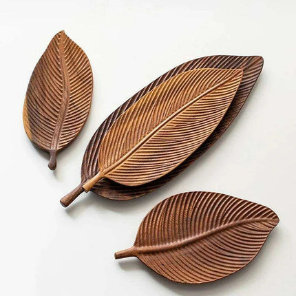 Nature-Inspired Wooden Leaf Tray - Elegant Serving and Decor Centerpiece