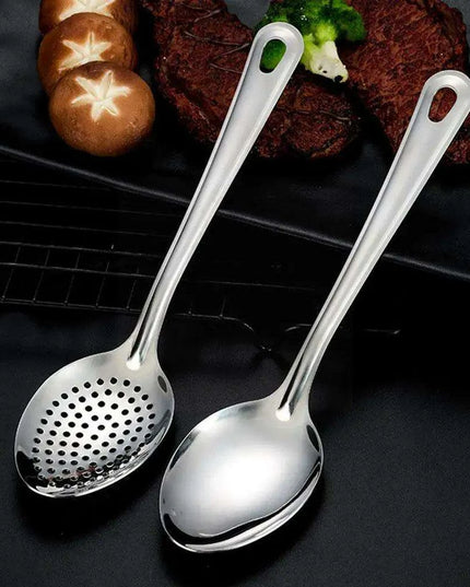 Stylish Stainless Steel Kitchen Spoon - Essential Culinary Tool