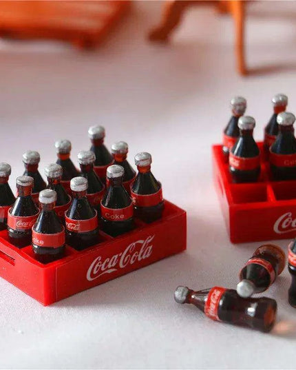 Elegant 1:12 Scale Miniature Drink Serving Trays for Dollhouse Sophistication