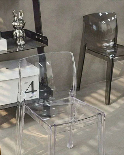 Stylish Clear Acrylic Dining Chairs - Modern Elegance for Your Space