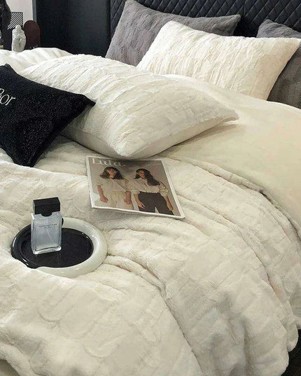 Luxury Black Plush Shaggy Bedding Set - 4 Piece Velvet Duvet Cover Collection