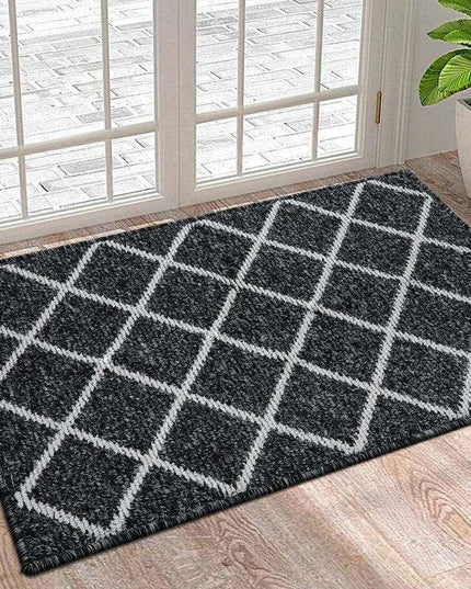 Luxurious Non-Slip Microfiber Welcome Mat: Chic Moisture-Absorbing Rug for Entryways