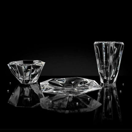 Sleek Modern Crystal Vase - Elevate Your Space with Timeless Style