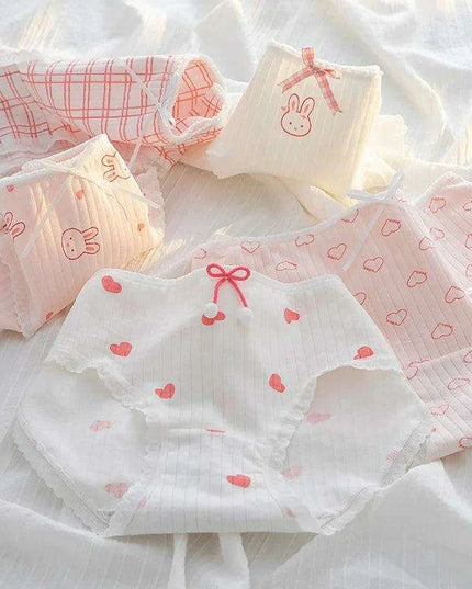 Whimsical Fruit-Themed Cotton Briefs for Girls - Soft and Breathable Seamless Underwear