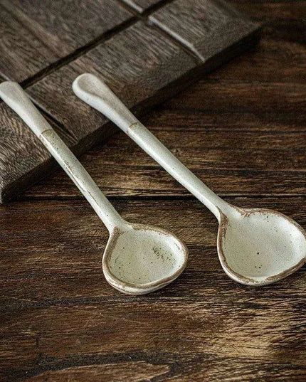 Elegant Long-Handled Japanese Ceramic Spoon - Enhance Your Culinary Presentations