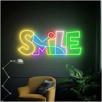 Personalized LED Neon Smile Face Wall Art - Ideal for Home Decor & Celebrations