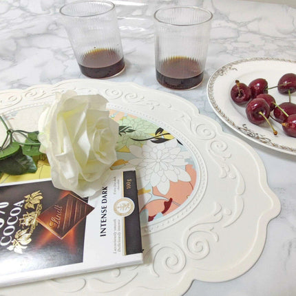 Elegant Retro Silicone Dining Mat for Stylish Table Settings