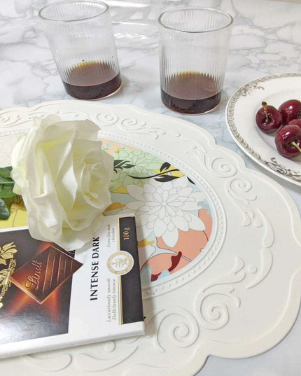 Elegant Retro Silicone Dining Mat for Stylish Table Settings