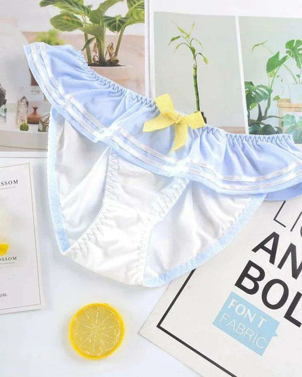 Whimsical Strawberry Ruffle Seamless Women's Underwear for Girls in Japanese Fashion