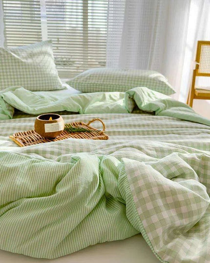 Elegant Green Plaid Double-Sided Summer Quilt - Luxurious Comforter for Queen Beds