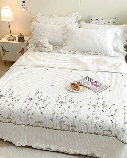 Embroidered Ruffle Flower Summer Quilt Set