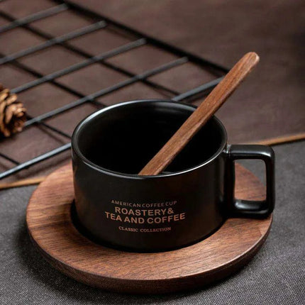 Classic American Elegance: Ceramic Coffee Mug Set with Walnut Holder and Gift Box