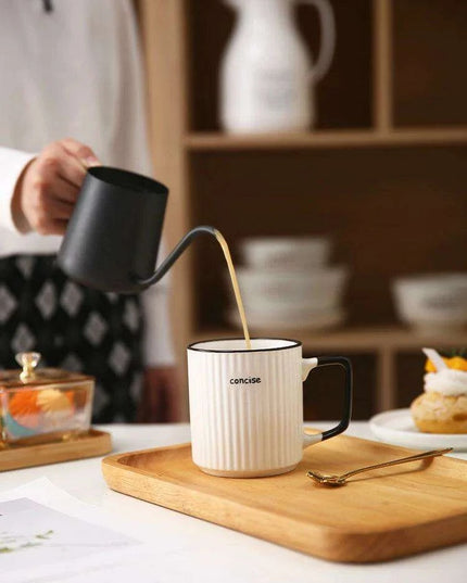 Stylish Wave Pattern Bone China Mug - 400ml Capacity for Your Favorite Beverages