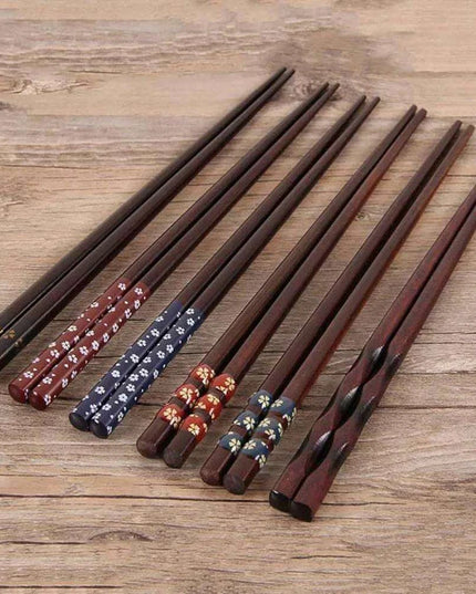 Artisan Japanese Wooden Chopsticks for an Exquisite Dining Experience