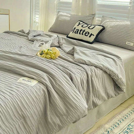 Double-Sided Cooling Comforter: Lightweight Reversible Summer Quilt