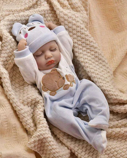 16-Inch Lifelike Reborn Baby Girl Doll - Realistic Full Vinyl Body with Outfit, Ideal for Gifts and Collectors