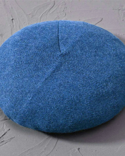 Elegant Cashmere Blend Beret - Trendy Winter Hat for Fashion-Forward Women