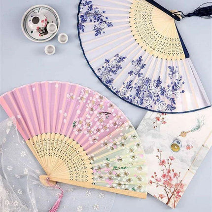 Charming Retro Silk Folding Fan - Exquisite Bamboo Craft for Dance and Home Elegance