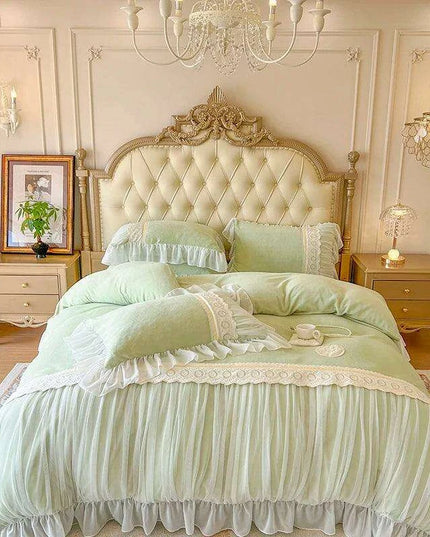 Luxury Velvet Fleece Princess Bedding Set with Elegant Lace Ruffles, Cozy Duvet Cover, Sheets, and Pillowcases