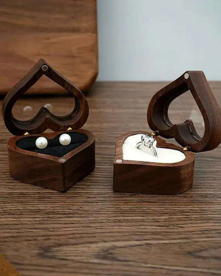 Elegant Heart-Shaped Walnut Jewelry Box - The Perfect Love Token for Special Moments