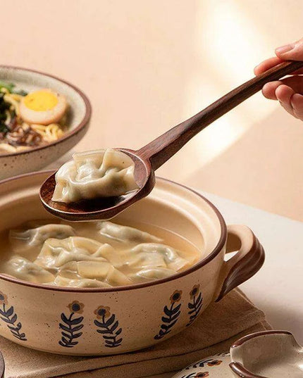 Elegant Beechwood Soup Spoon - The Ultimate Kitchen Accessory for Ramen and Stews