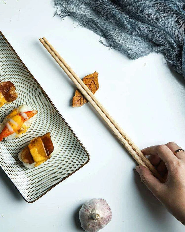 Elegant Beech Wood Extra-Long Chopsticks: Essential Utensils for Gourmet Dining