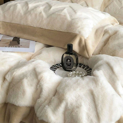 Plush Coral Velvet Winter Bedding Set with Cozy Duvet and Comforter