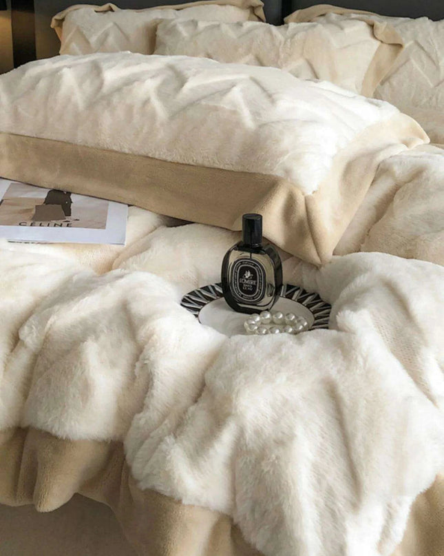 Plush Coral Velvet Winter Bedding Set with Cozy Duvet and Comforter