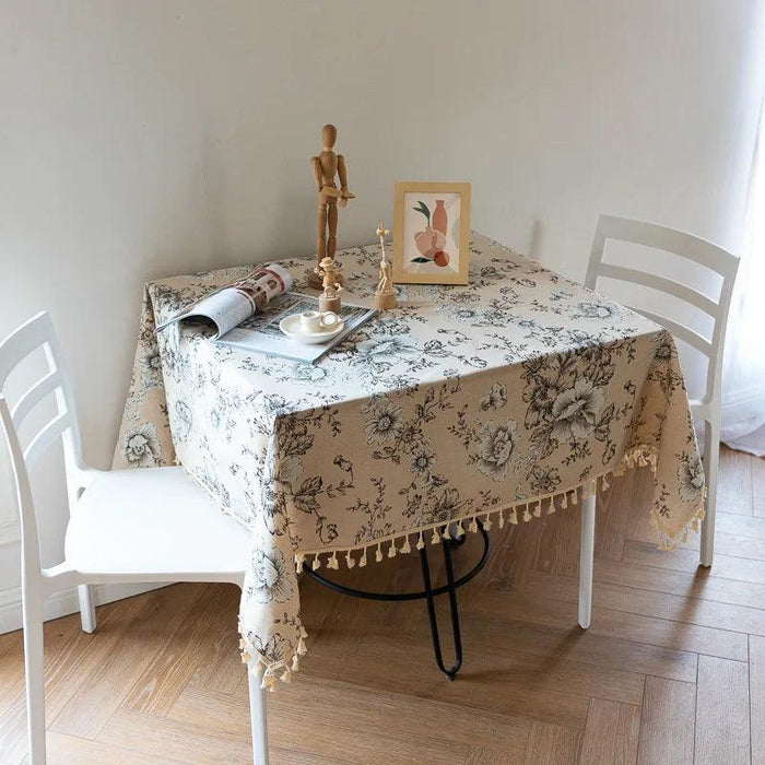 Chic Vintage Floral Cotton Linen Table Runner with Elegant Tassels