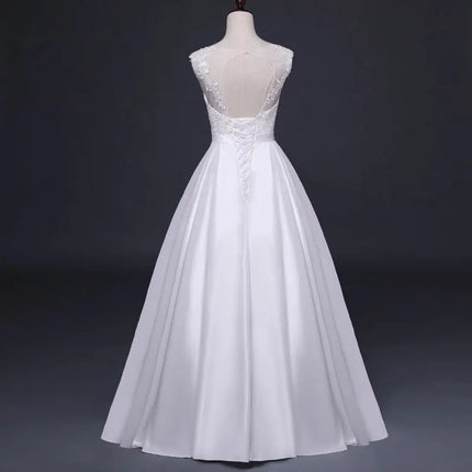 Elegant White Satin Backless Wedding Dress with Lace Embroidery