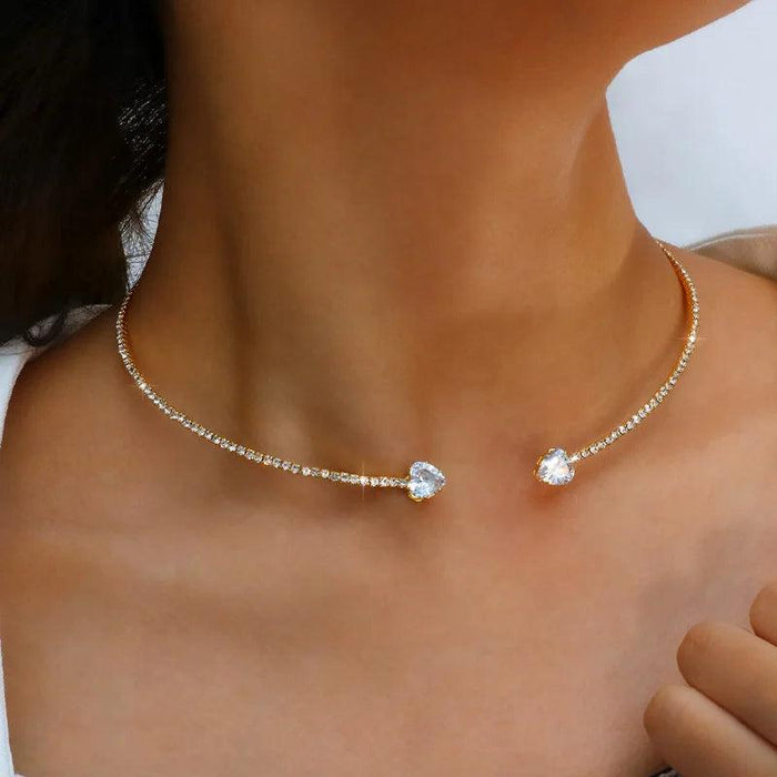 Sparkling Heart-Shaped Open Collar Choker Necklace for Women - Chic and Stylish Jewelry Accessory