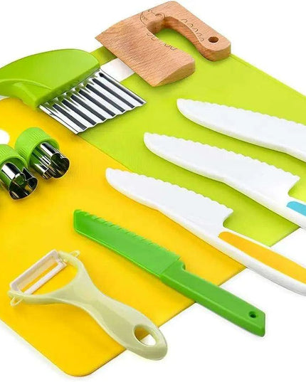 Little Chefs Montessori Cooking Set - 13 Safe and Fun Tools for Young Culinary Explorers