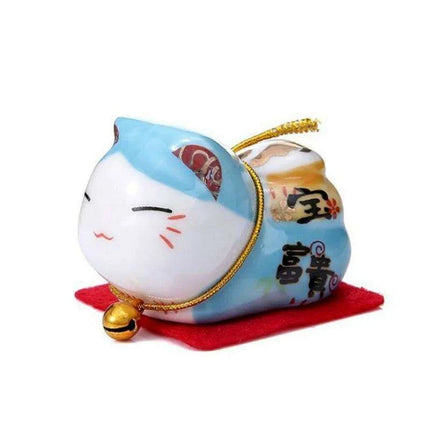Charming Japanese Ceramic Lucky Cat Daruma Figurine for Home Decor and Gifting