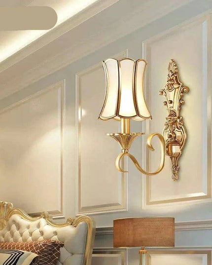Elegant Brass LED Wall Sconce - Modern Lighting for Home and Hospitality Spaces