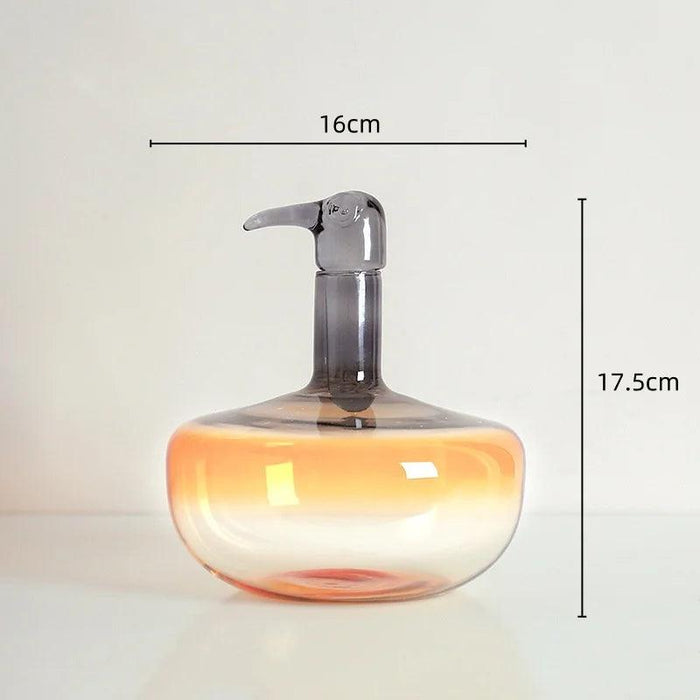 Toucan-Inspired Gradient Glass Vase: A Chic and Multifunctional Home Accent