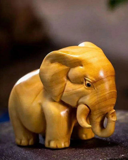 Handcrafted Wooden Wildlife Figurines: Distinctive Rhino, Hippo, and Elephant Decor for Home and Travel