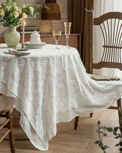 Chic French Lace Table Cover - Elevate Your Event with Timeless Elegance