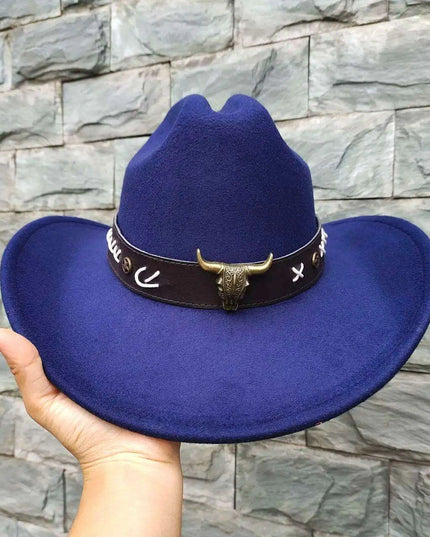 Classic Waterproof Cowboy Hat with Unique Cowhead Detail - Trendy Straw Sun Protection Accessory