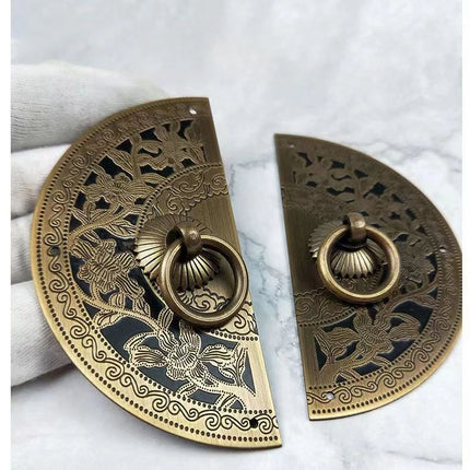 Chinese Antique Copper Cabinet Handle Shoees Wardrobe Door Brass Retro Furniture Knob Engraved Round Handles Door Decoration chinese-antique-copper-cabinet-handle-shoees-wardrobe-door-brass-retro-furniture-knob-engraved-round-handles-door-decoration