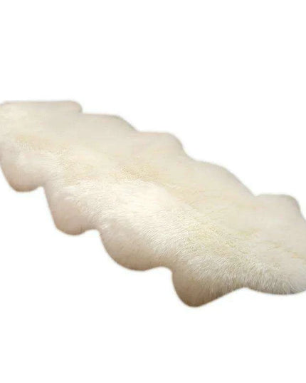 Luxurious Genuine Sheepskin Shag Rug for Ultimate Comfort - Soft, Plush Carpet for Sofa and Chair
