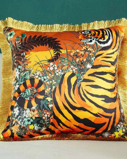 Retro Chic Lumbar Cushion Cover for Elegant Home Styling