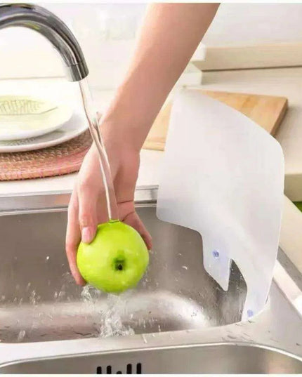 Sleek Splash Shield - Modern Kitchen Splash Guard with Easy Suction Installation