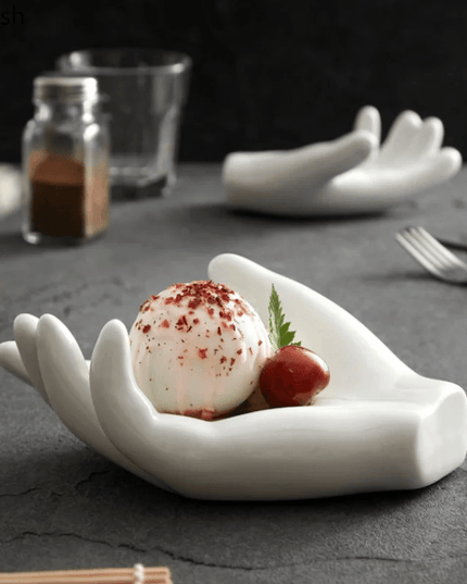 Elegant White Ceramic Dinnerware Set for a Luxurious Dining Experience