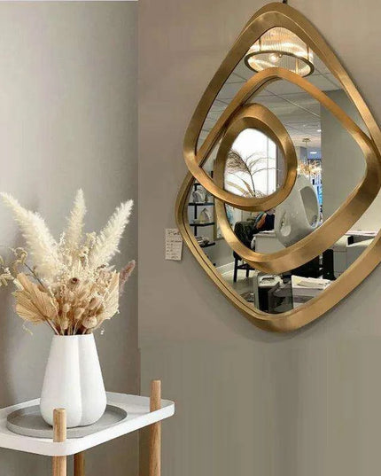 Nordic Retro Chic Hanging Mirror: Timeless Style for Home and Bathroom