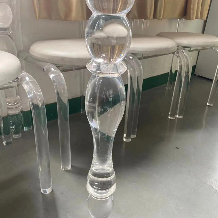 Sophisticated Clear Acrylic Dining Table: Modern Elegance for Contemporary Interiors