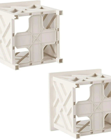 Chic White Lattice Planter Set for an Exquisite Outdoor Transformation