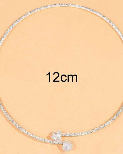 Sparkling Heart-Shaped Open Collar Choker Necklace for Women - Chic and Stylish Jewelry Accessory